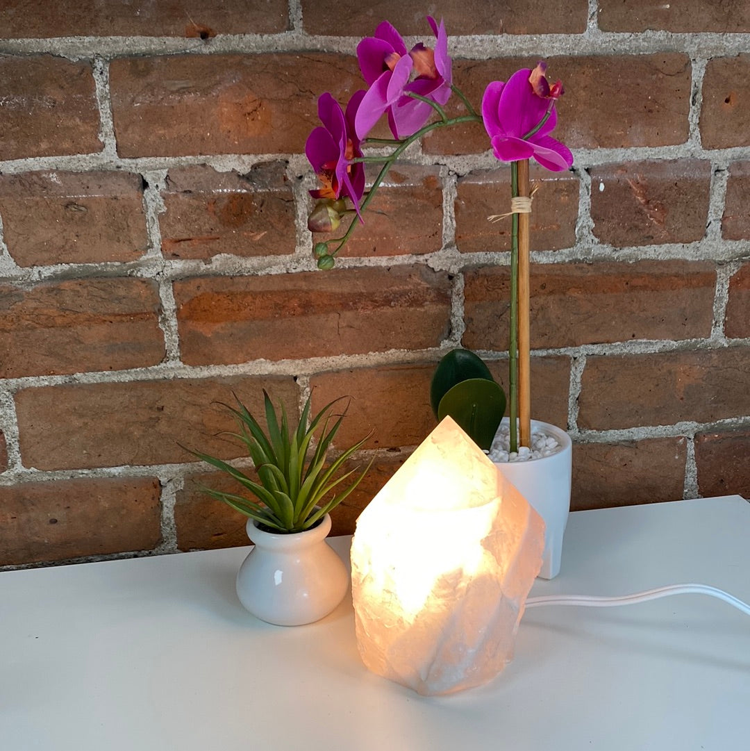 Rose Quartz Polished Point Lamp with bulb and cord