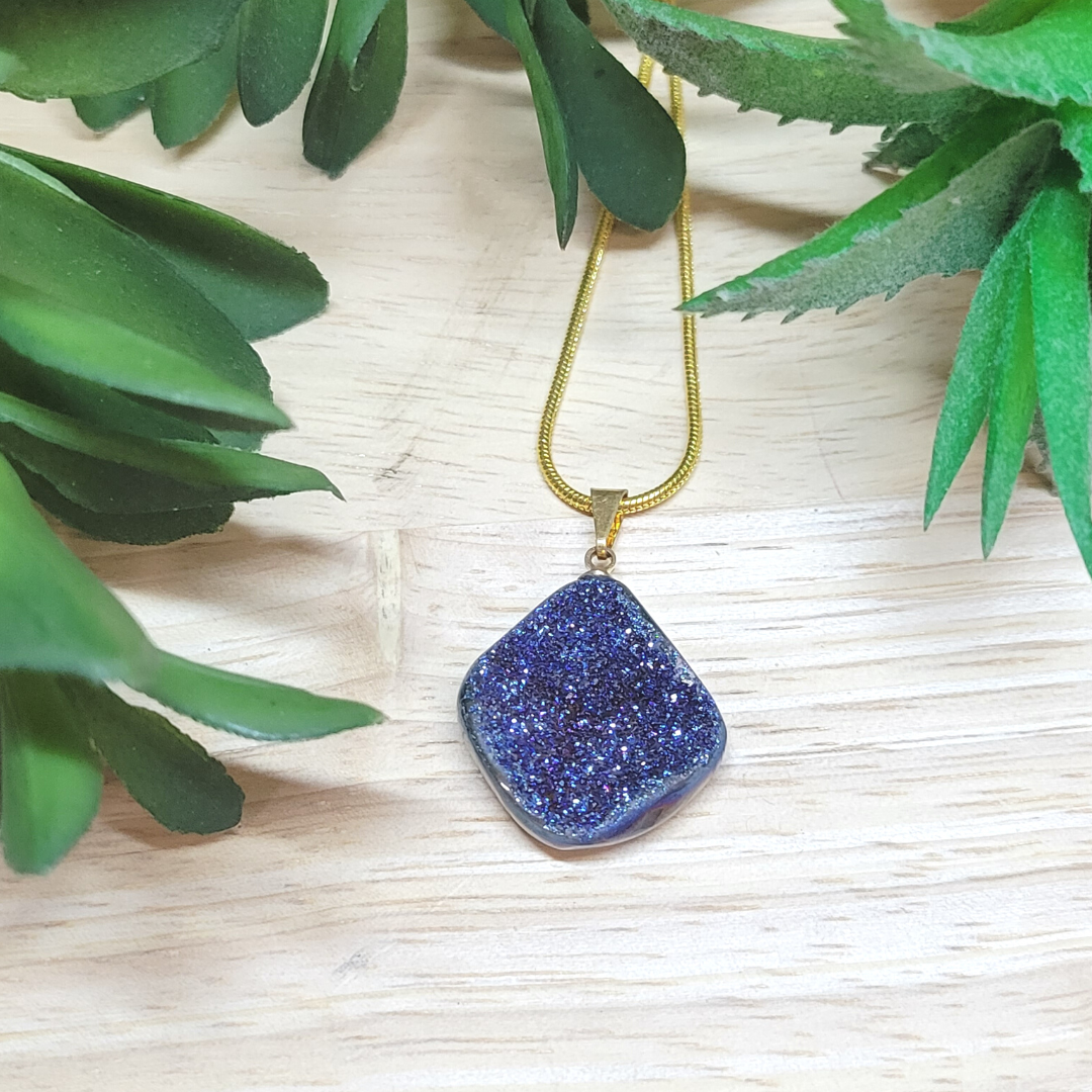 Druzy fashion pendant