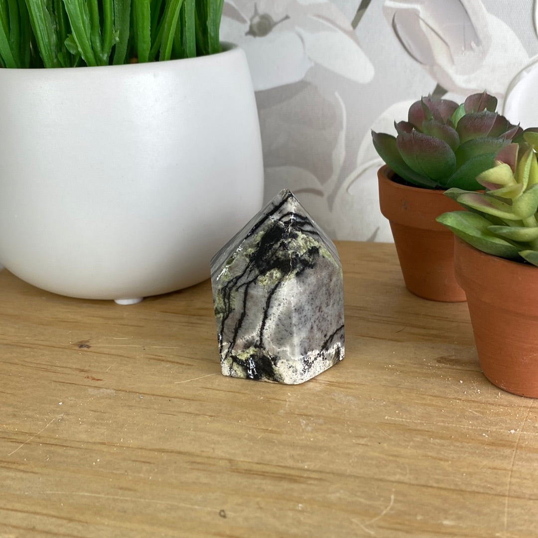 Spiderweb Jasper Polished Pillar - Brazil