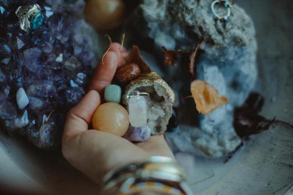 3 Crucial Ways to Charge Your Crystals