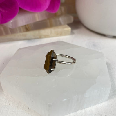 Assorted (Moonstone, Labradorite, Tiger Eye) Double Terminated Point Ring Set with Prongs in sterling silver - 10mm