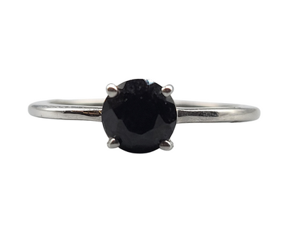 Black Spinel Round Cut Prong Ring in sterling silver