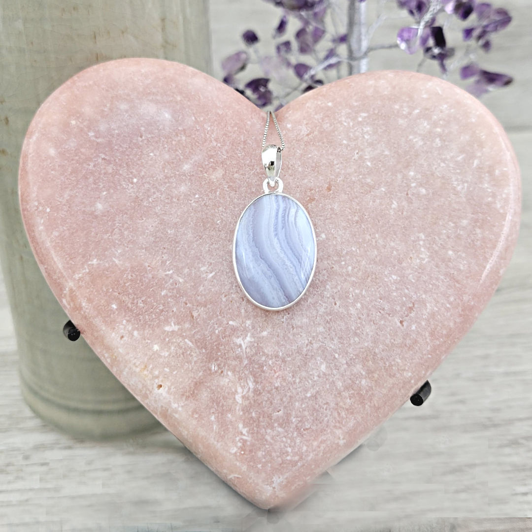 Blue Lace Agate sterling silver Freeform Pendant (1.5cm x 3cm)