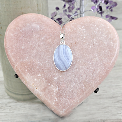 Blue Lace Agate sterling silver Freeform Pendant (1.5cm x 3cm)