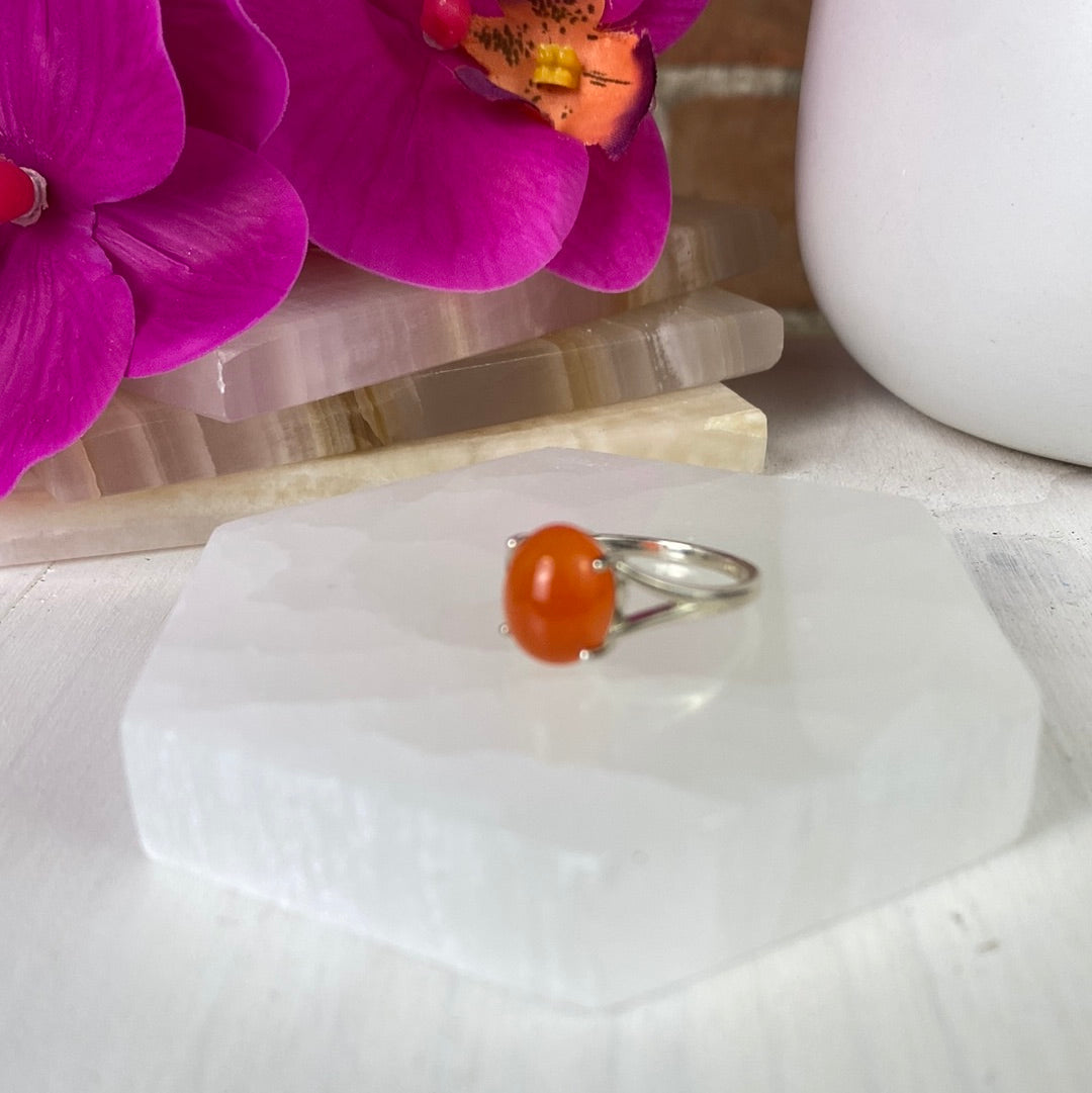 Carnelian Oval sterling silver Prong Ring with v-shaped band