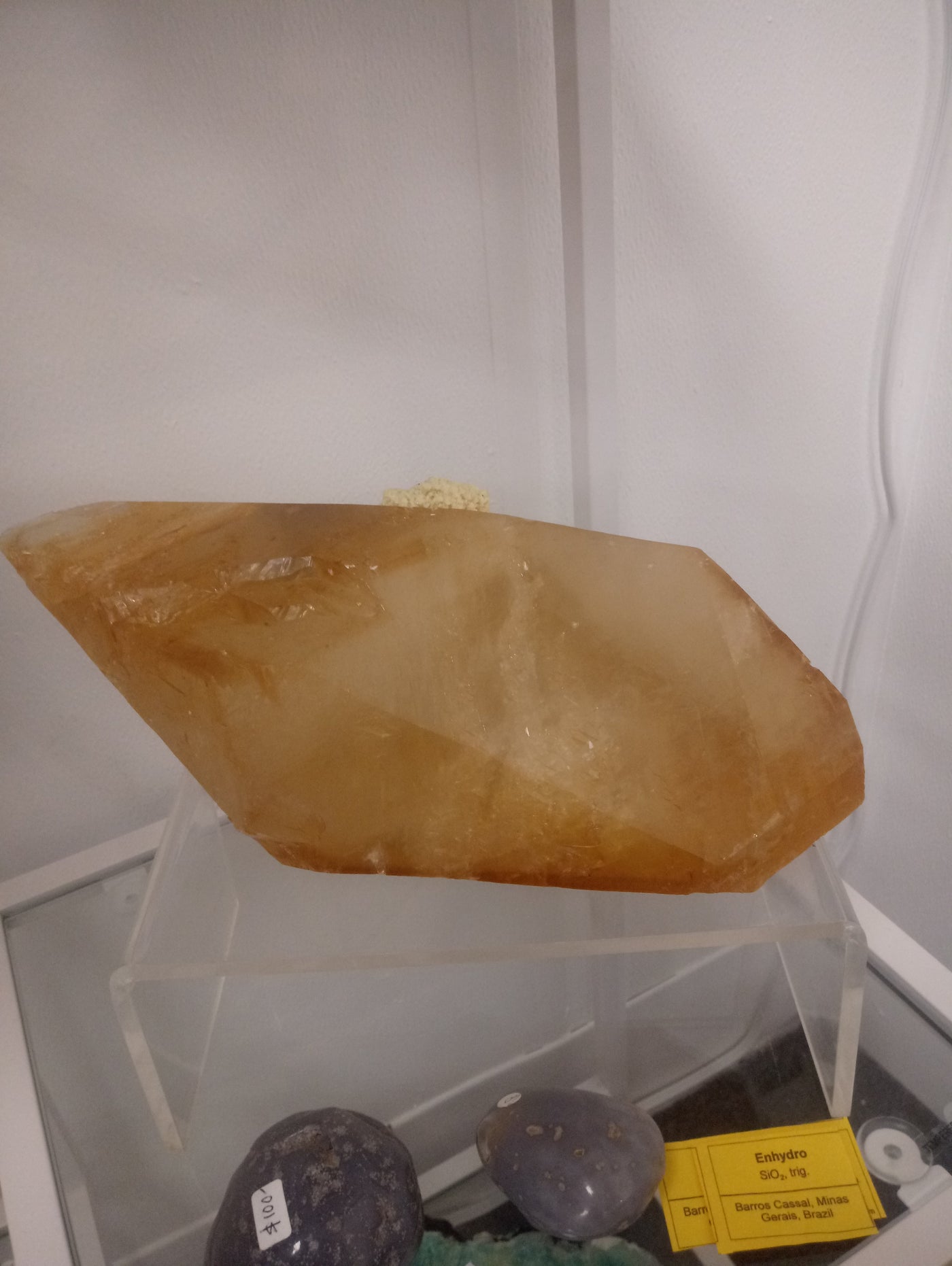 Dogtooth Honey Calcite