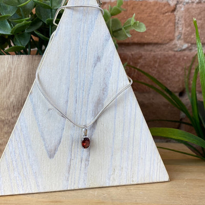 Faceted Prong Gemstone sterling silver Pendant 5mm (Amethyst, Blue Topaz, Citrine, Garnet)