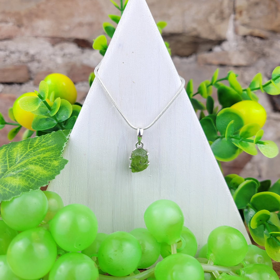 Gemstone Rough Prong Pendant-Variants