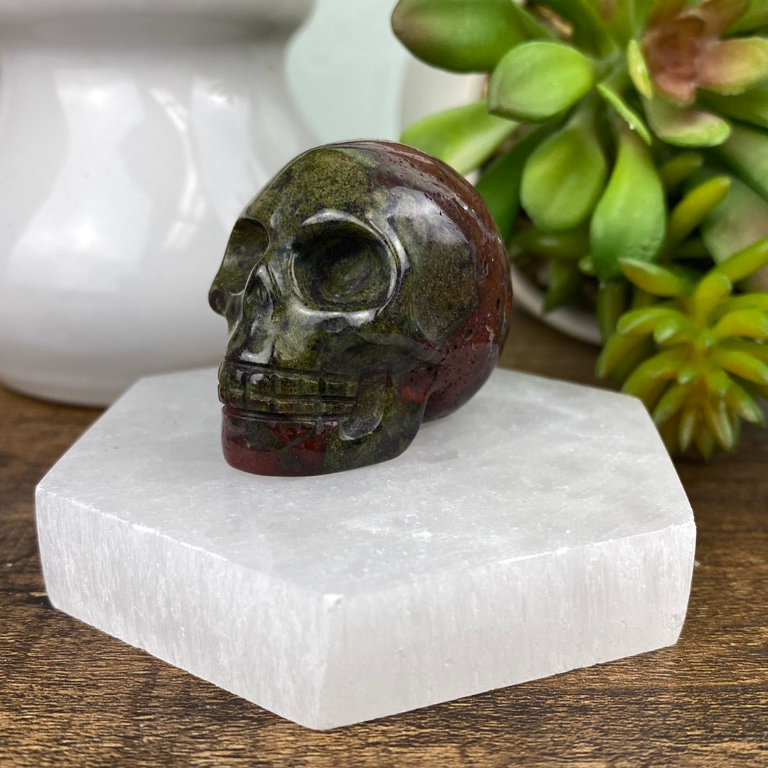 Gemstone Skull 1.5" - Assorted