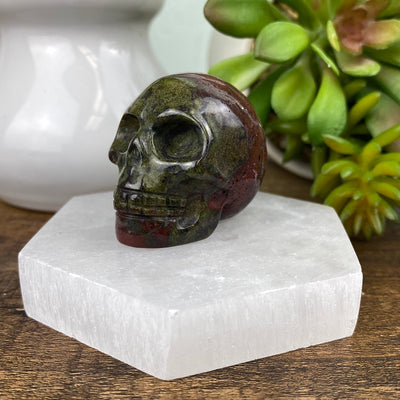 Gemstone Skull 1.5" - Assorted