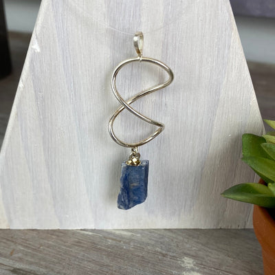 Infinity Twist silver Plated Pendant w/ Various Stones