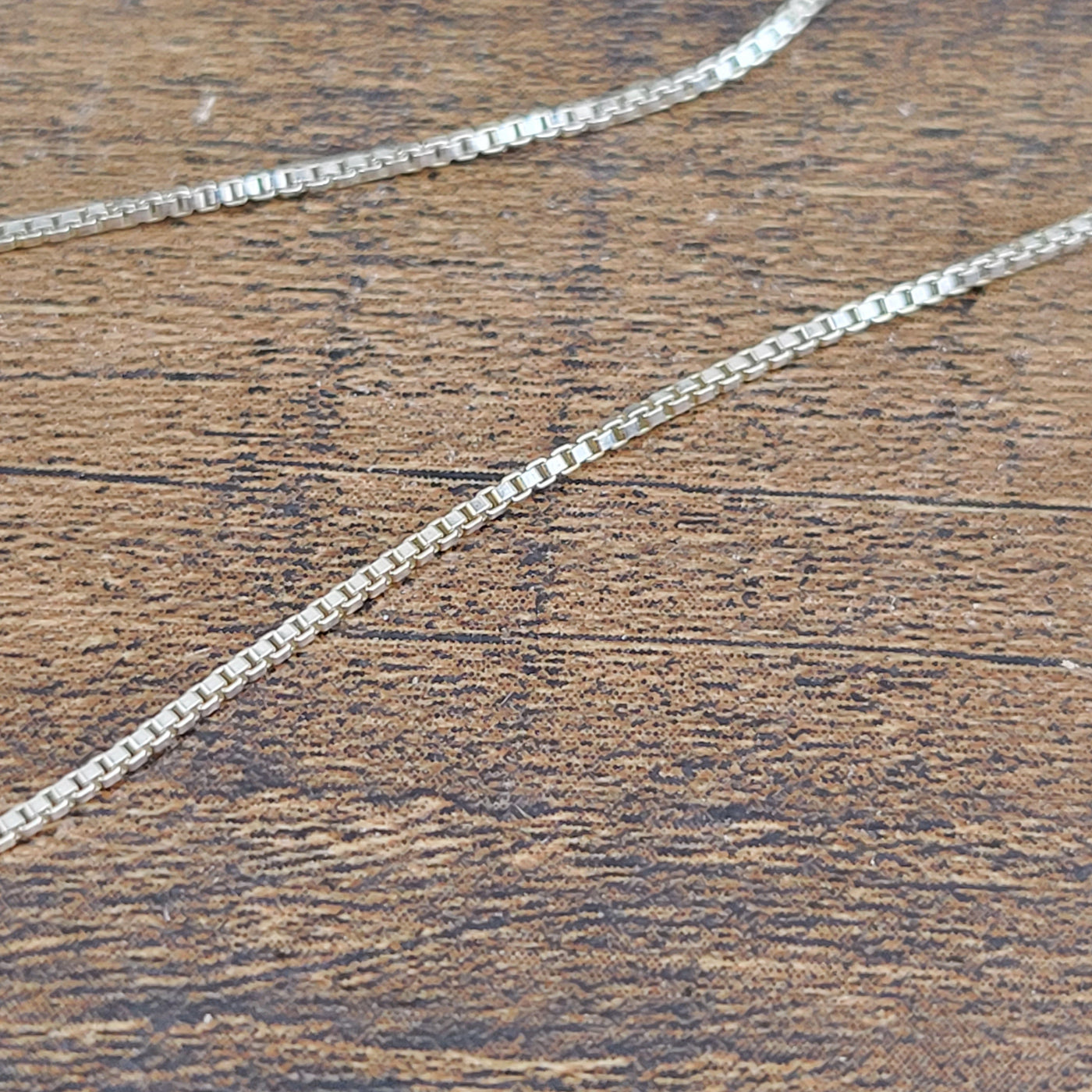 Italian Sterling Silver 15-inch Box Chain