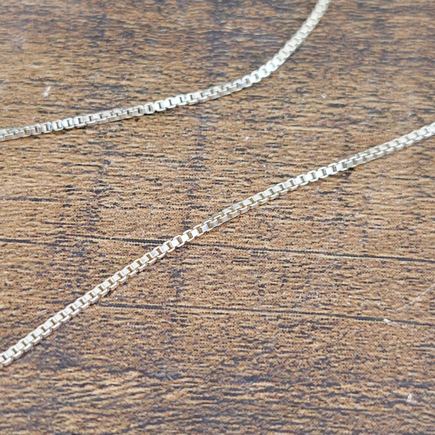 Italian sterling silver 24-inch Box Chain