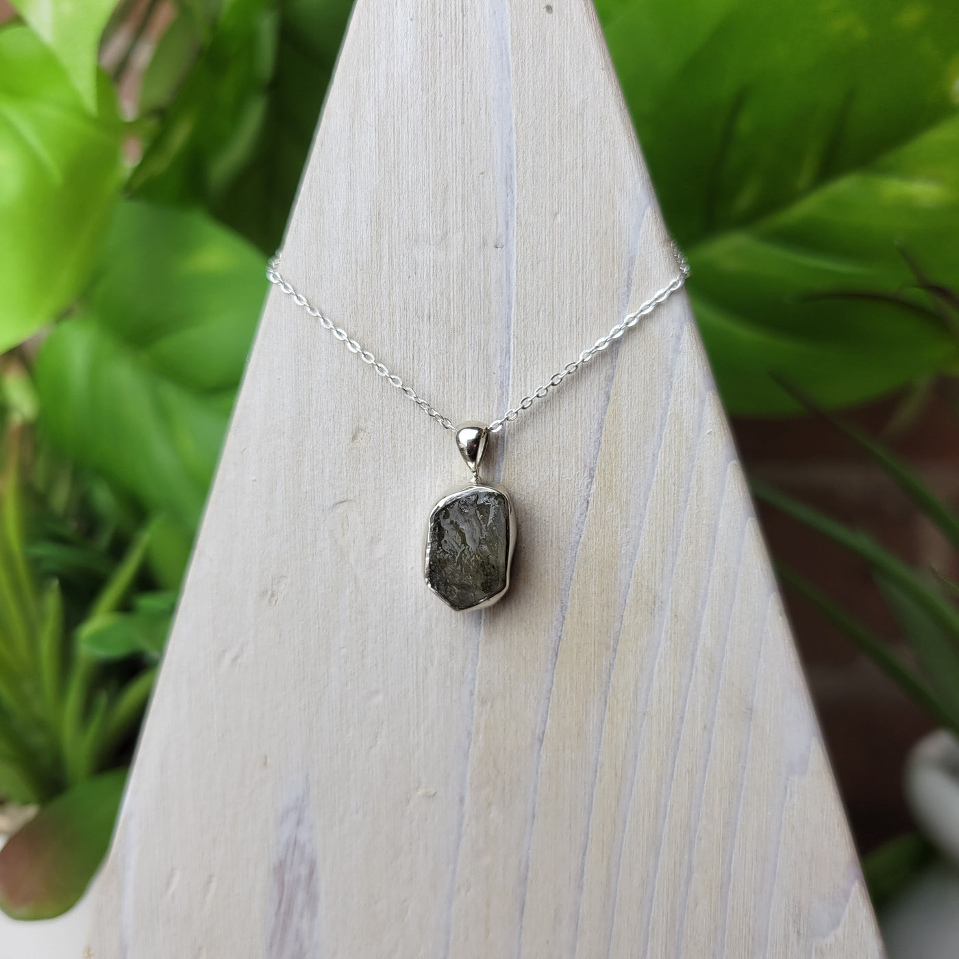 Labradorite Rough Freeform sterling silver Bezel Set Necklace .5"