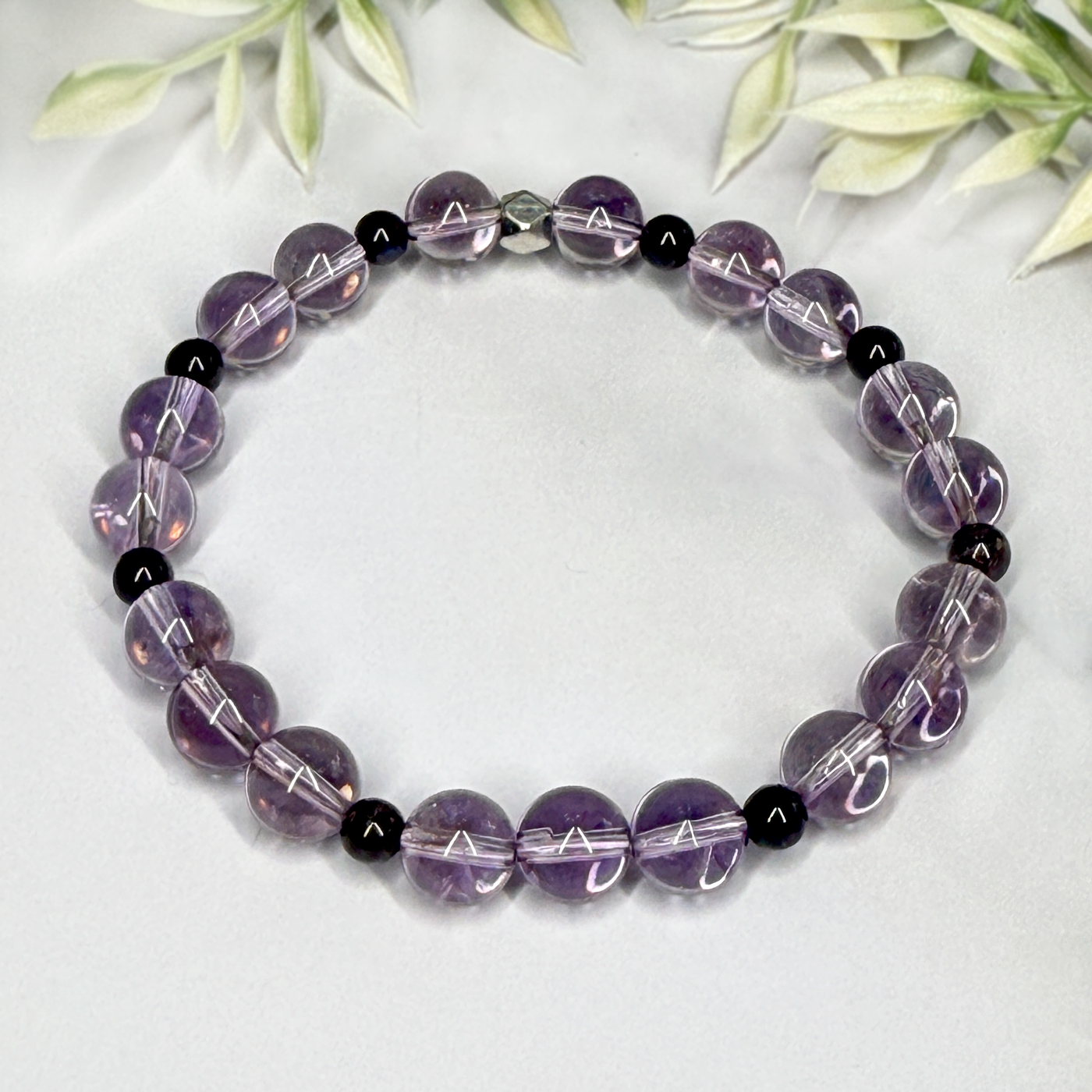 Lilac Amethyst and Black Labradorite Stretch Bracelet - Artisan Made