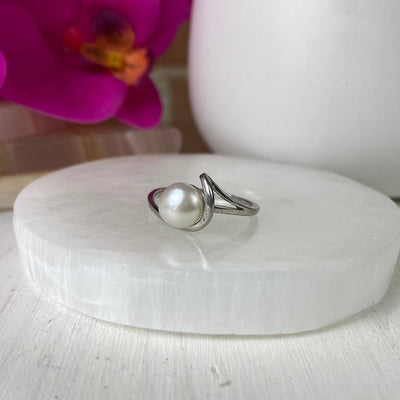 Pearl Ring .25" with sterling silver Wave Sized Band
