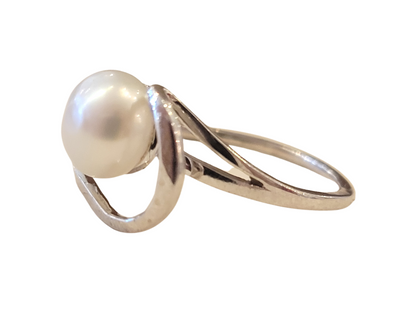 Pearl Ring .25" with sterling silver Wave Sized Band