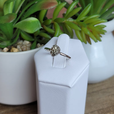Pyrite Freeform sterling silver Bezel Ring (Stone: 0.25")