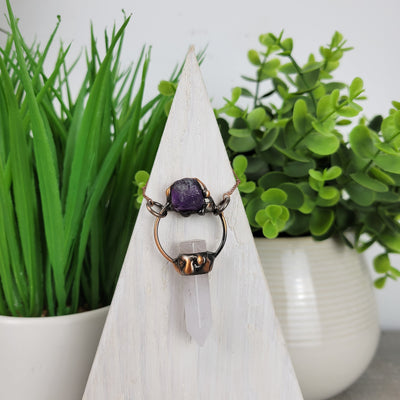 Quartz Point Bohemian Style Necklace w/ Accent Stone