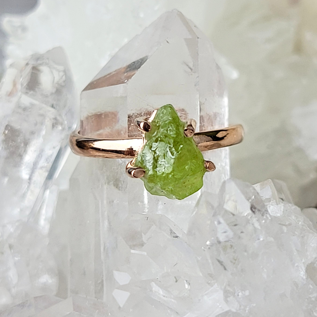 Rough Peridot Rose gold Prong Ring-Adjustable – Crystal Joys