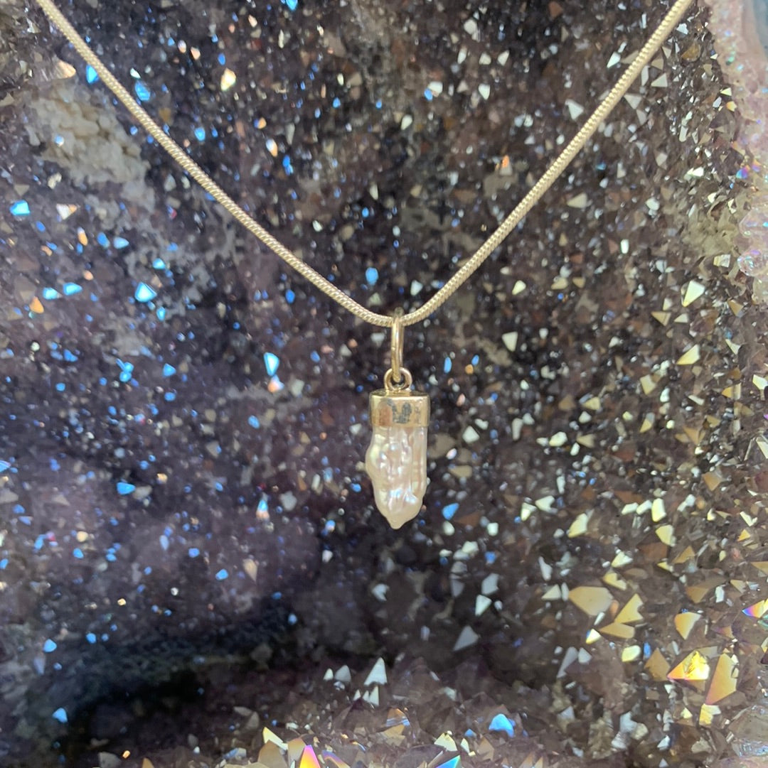 Rough Point Natural Crystal sterling silver Pendant-Assorted