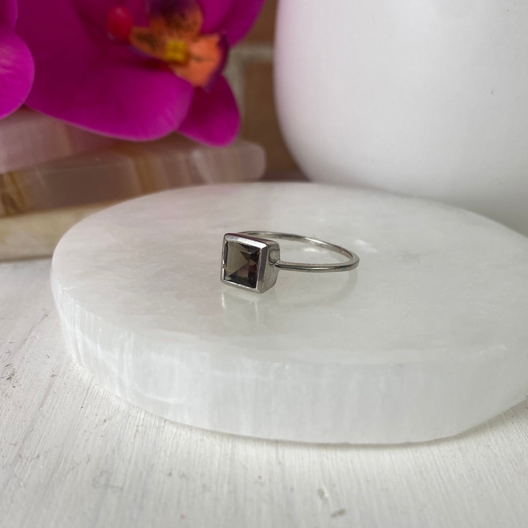 Smoky Quartz Square sterling silver Ring