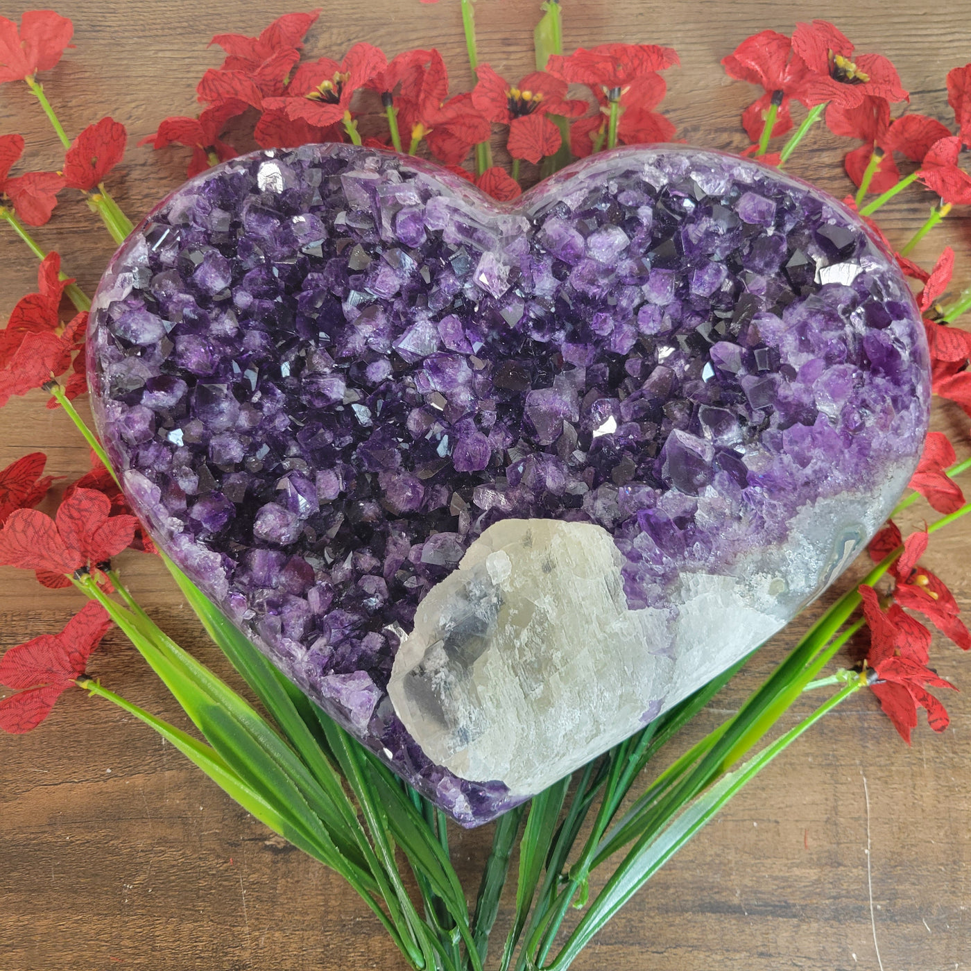 Statement Amethyst Heart 8" x 7" (2.481)