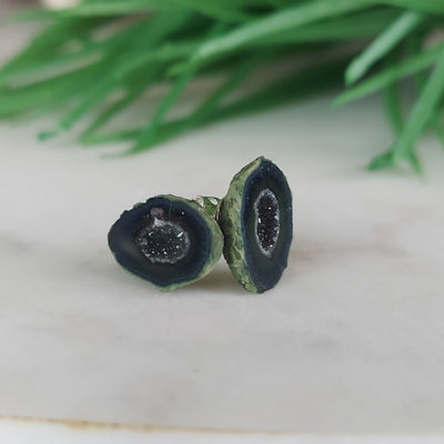 Tabasco Geode Stud Earrings .5"