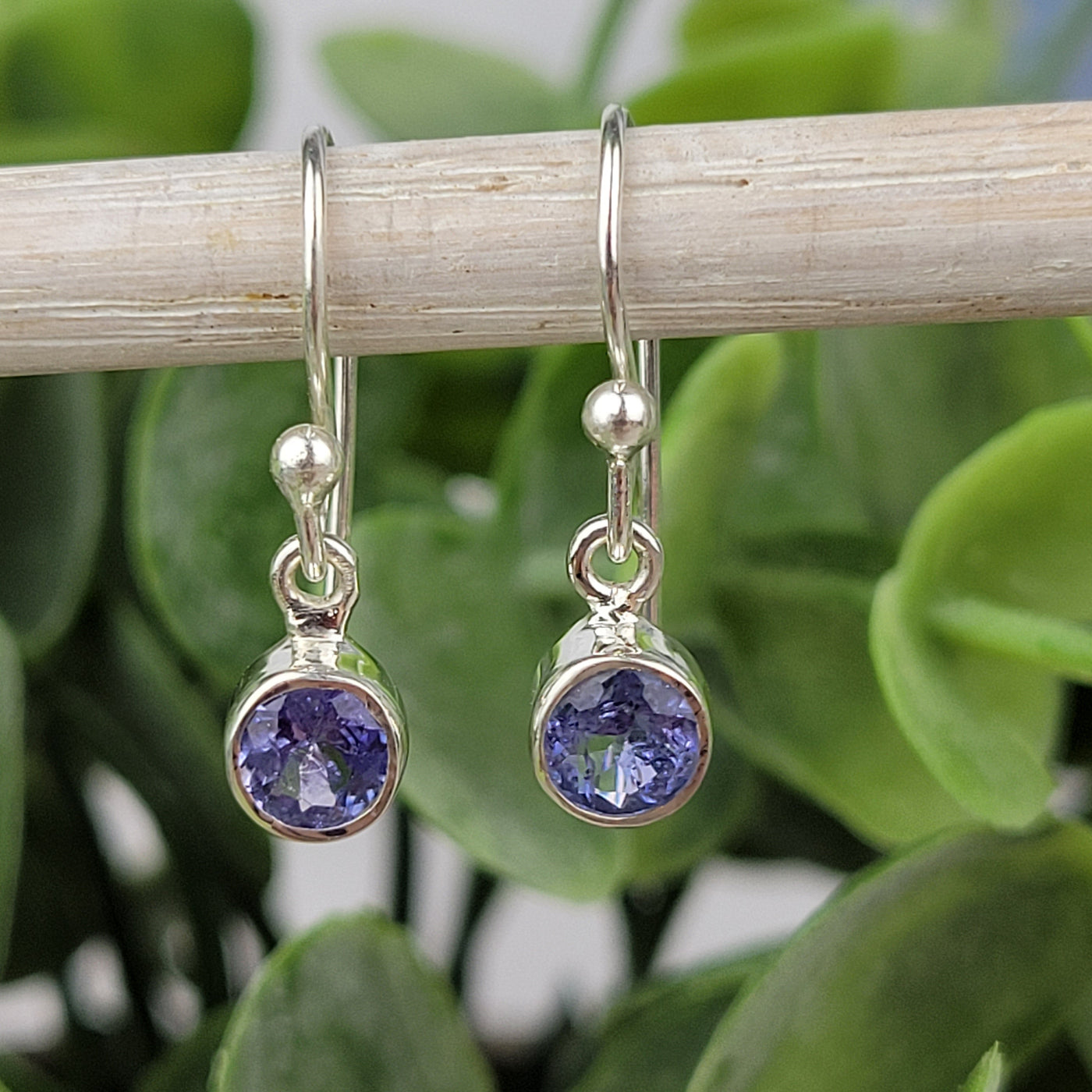Tanzanite Faceted Bezel Set sterling silver Dangle Earring .2" Round Gemstone