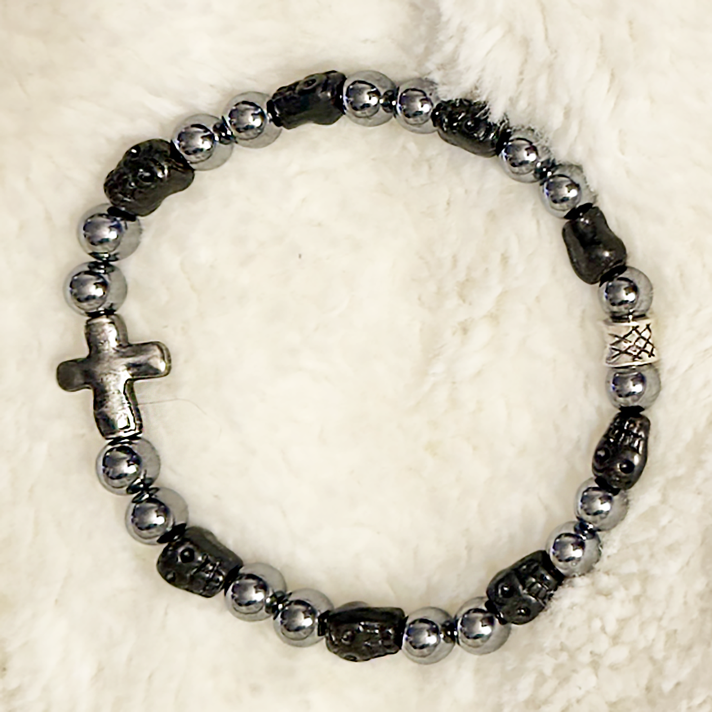 Terahertz, Black Skull and Hammered Silver Metal Cross Stretch Bracelet – Artisan Made