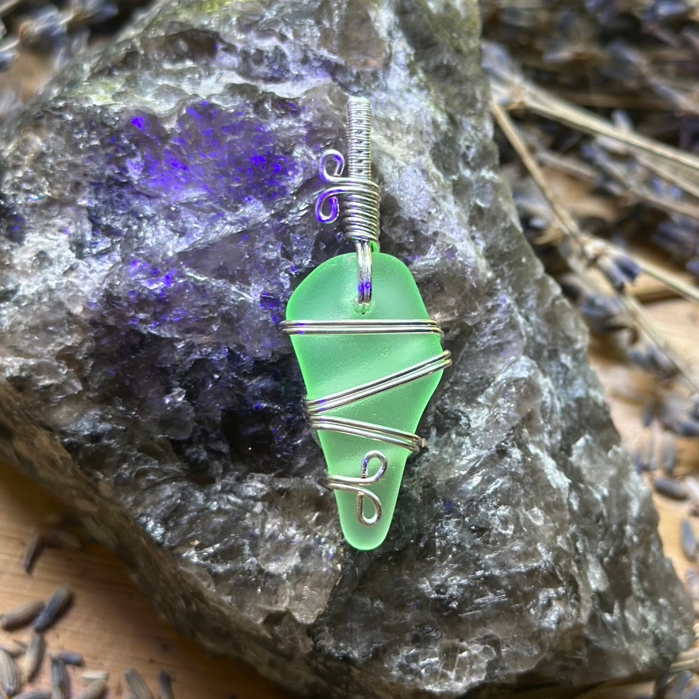 Uranium Glass Freeform Wire Wraps Necklaces Silver or Gold– Artisan Made