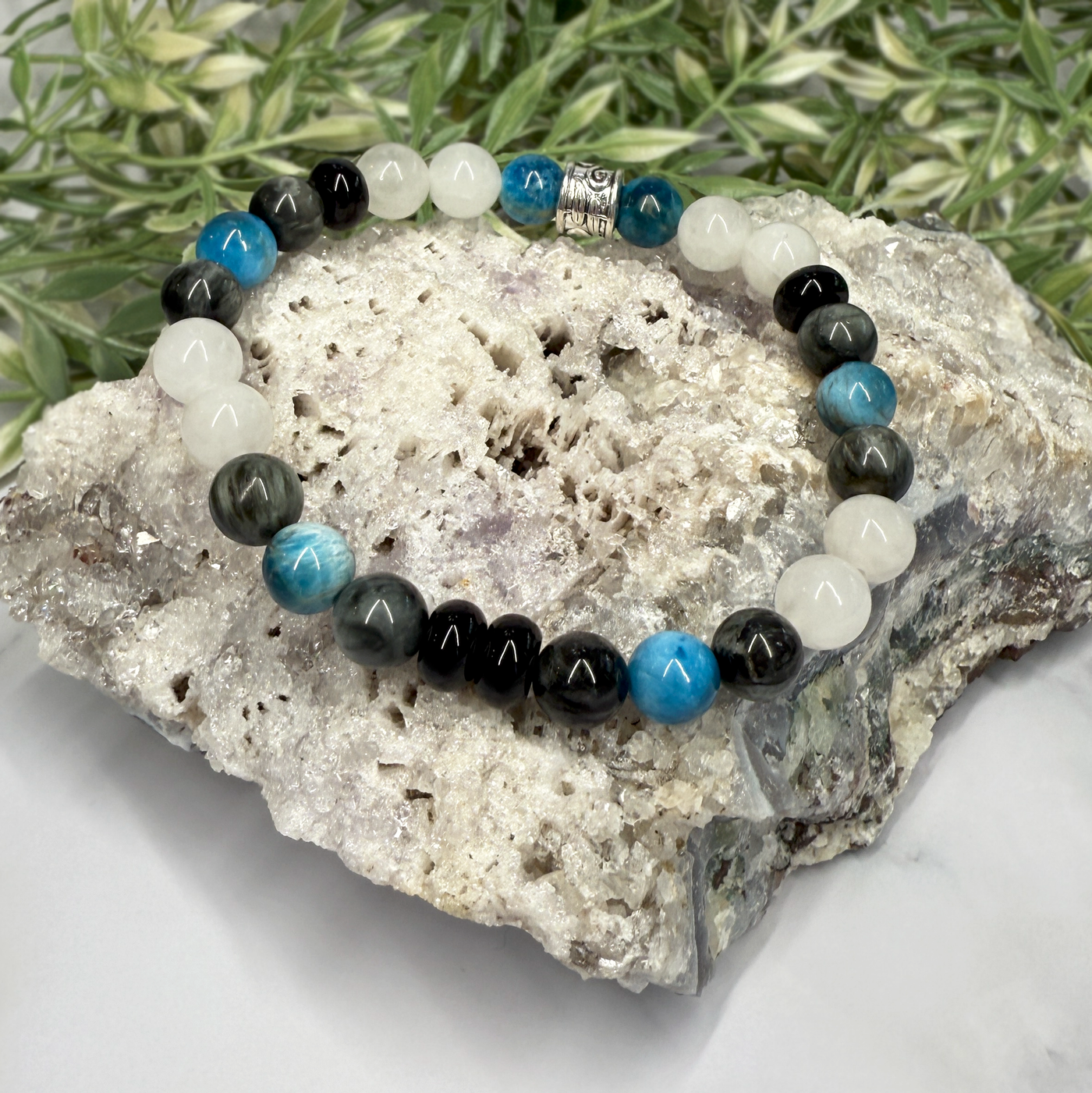 White Jade, Silver Eagle's Eye and Apatite Stretch Bracelet - Artisan Made