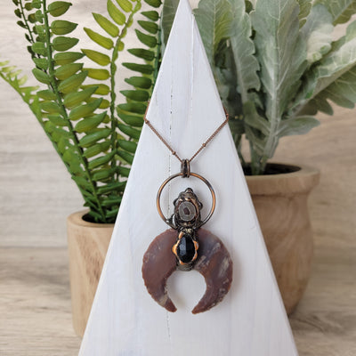 Agate Flint Crescent Necklace with Accent Stone