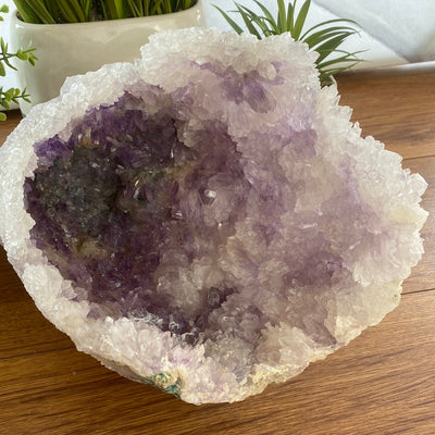 Amethyst flower cornucopia 13x10x8”