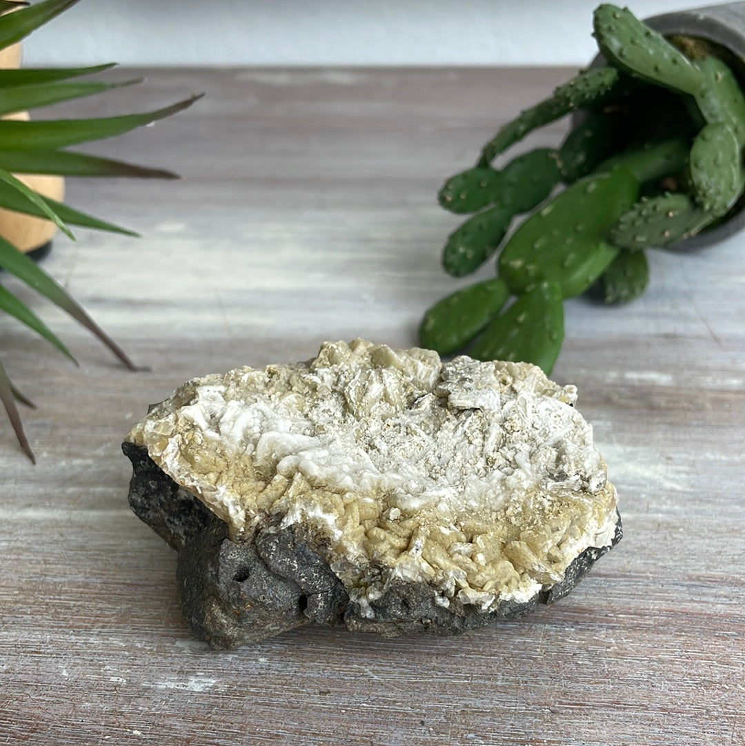 Geode con calcite e quarzo - Il Minerale Geode con calcite e quarzo - Il Minerale