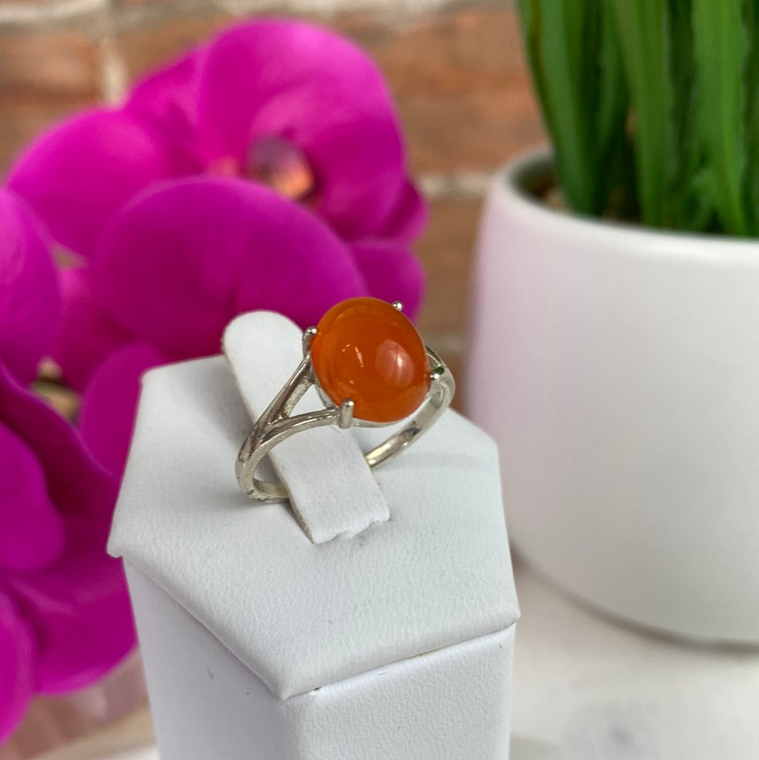 Carnelian Oval Sterling Silver Prong Ring with v-shaped band