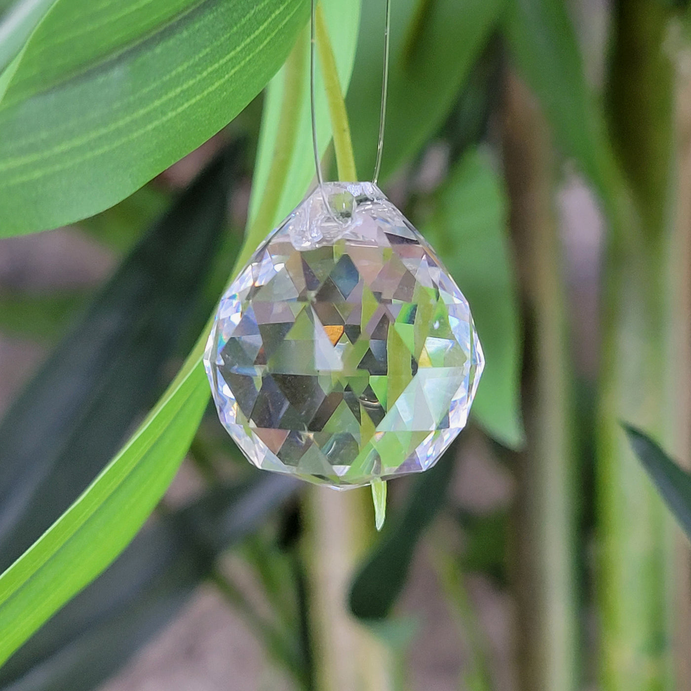 Crystal Faceted Sphere Prism .75"