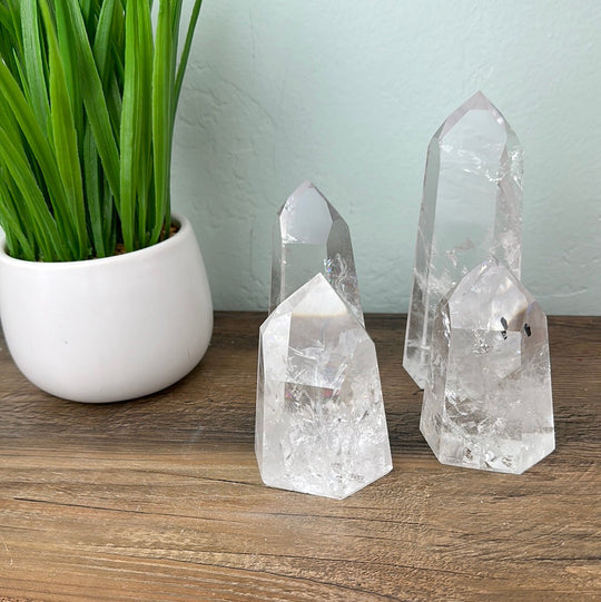 no.0182 菱形のガーネットとcrystal pillar Crystal-Quartz-Pillar-5-to-8-