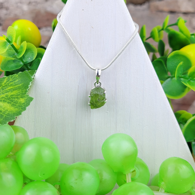 Gemstone Rough Prong Pendant-Variants