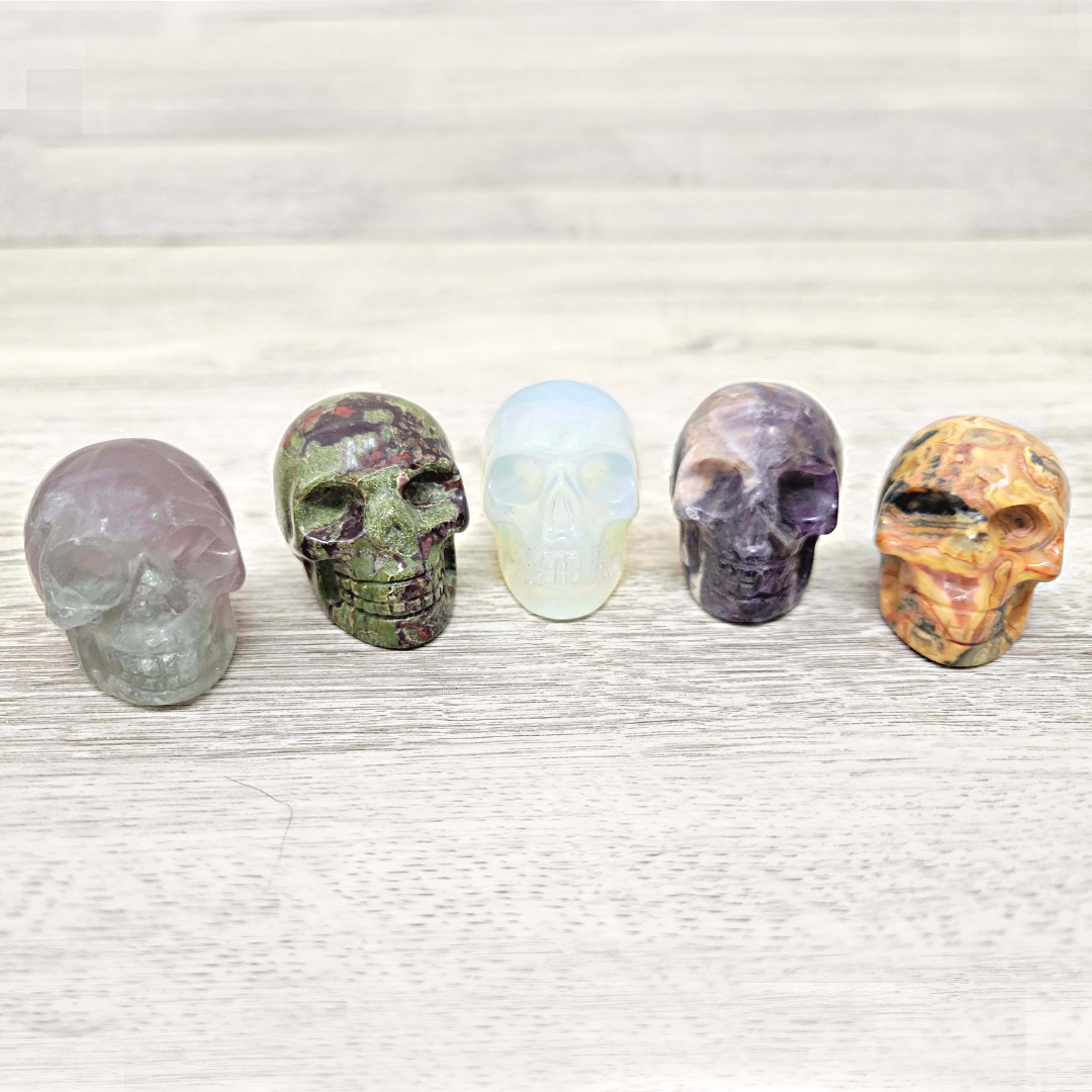 Gemstone Skull 1.5" - Assorted