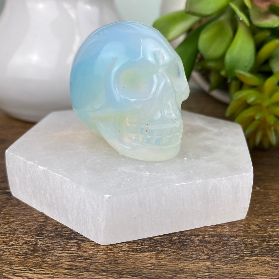 Gemstone Skull 1.5" - Assorted